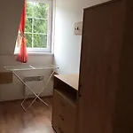 Orbit Karlov Pod Pradedem Rum i privatbostad *