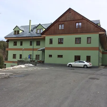 Orbit Karlov Pod Pradedem *