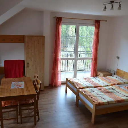 Rum i privatbostad Orbit Karlov Pod Pradedem *