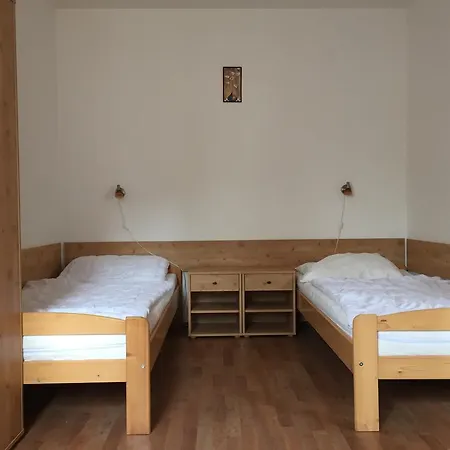 Rum i privatbostad Orbit Karlov Pod Pradedem *