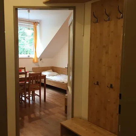 Orbit Karlov Pod Pradedem Rum i privatbostad *